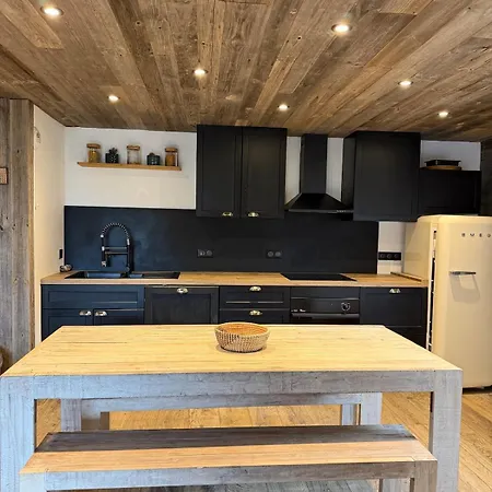 Beautiful Duplex 5 Minutes From The Center Megève